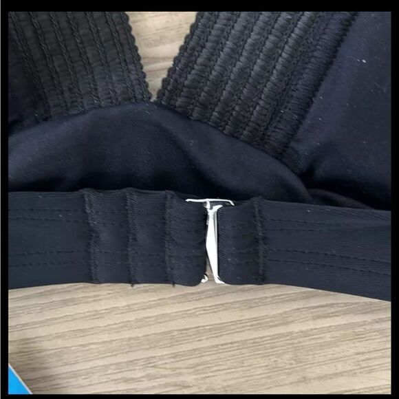 Cupshe Women's V Neck High Waist Bikini Sets Swimsuit, size Small, Black, NWT - Picture 4 of 5